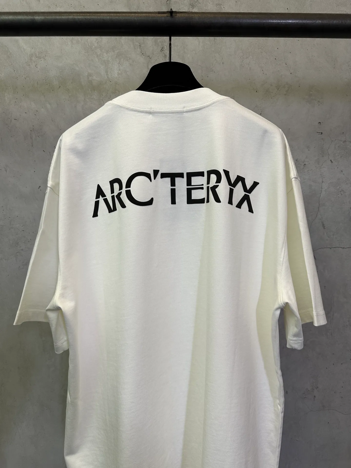 ￼ 140- New Arrival g ARCTERY X ss 26 logo T ： 2*2 g Versatile Versatile Same Style Color: Black White Red Size: XS S M L XL